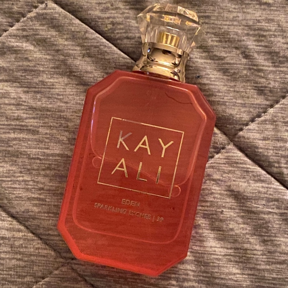Kayali Eden Sparkling Lychee
